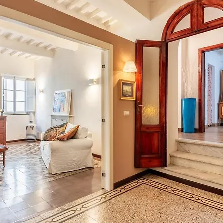 Apartment Eloisa - Affitti Brevi Italia
