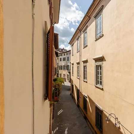 Apartment Eloisa - Affitti Brevi Italia